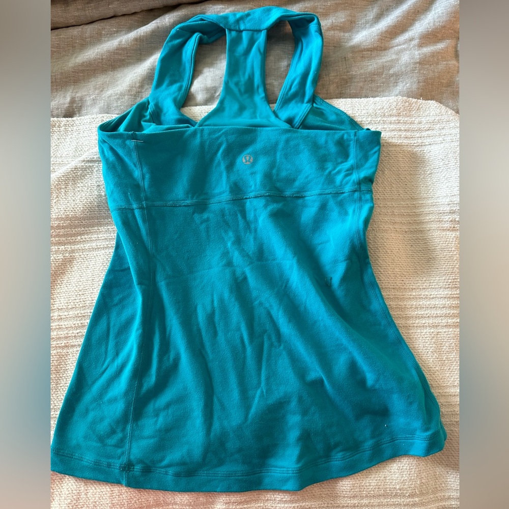 Lululemon real workout tank with built in bra